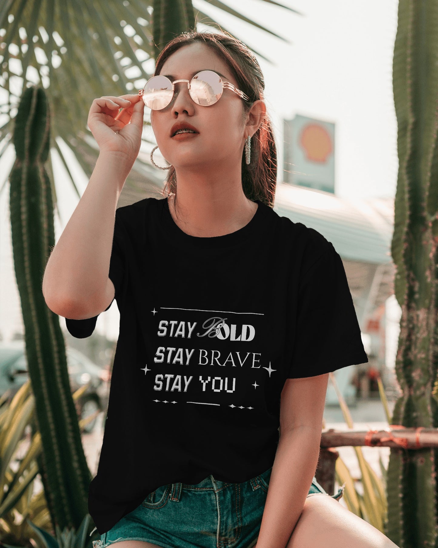 Stay Bold Black T-shirt